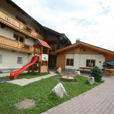 Alpengasthof Enzianhof Bed & Breakfast 3*